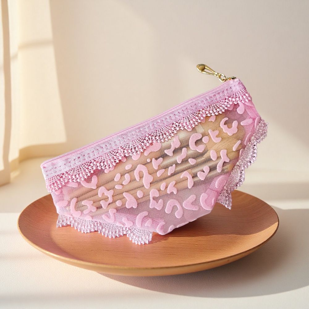 กระเป๋าเครื่องสำอางทรงกางเกงบิ - Cosmetic Bags บทวิจารณ์และราคา